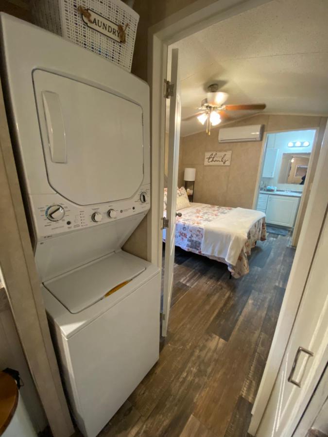 Your Own Cozy Tiny Home ออสเทล ภายนอก รูปภาพ