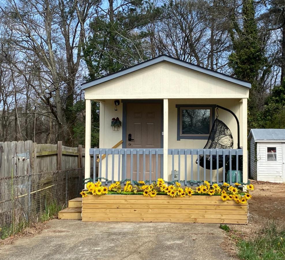 Your Own Cozy Tiny Home ออสเทล ภายนอก รูปภาพ